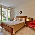 Casa Mia By Theater Apartmán